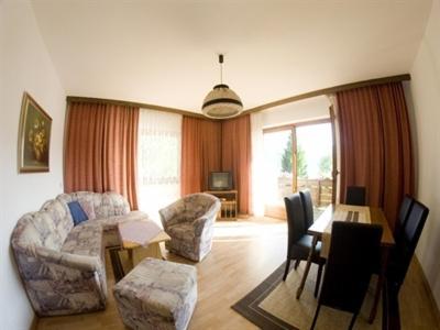 מילסטאט Ferienwohnung Moser Am See חדר תמונה